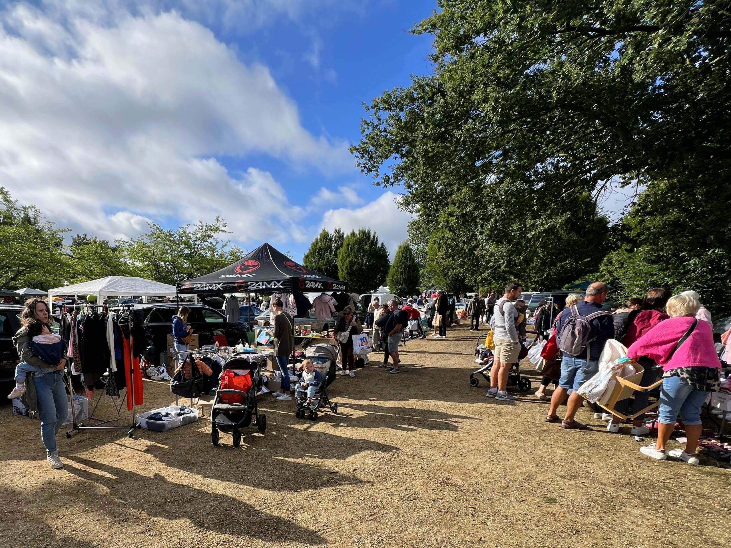 Vide-grenier de Pellouailles-les-Vignes, Verrières-en-Anjou